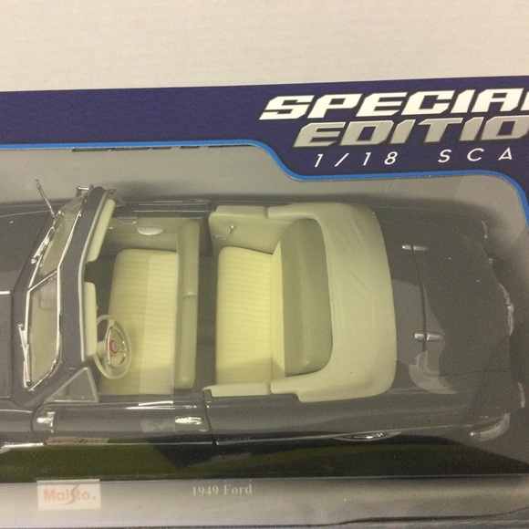 1949 Maisto Ford Convertible Blue Gray Special Edition 1:18 Die Cast Car NIB - Picture 5 of 10